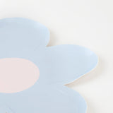 Daisy Shaped Plates