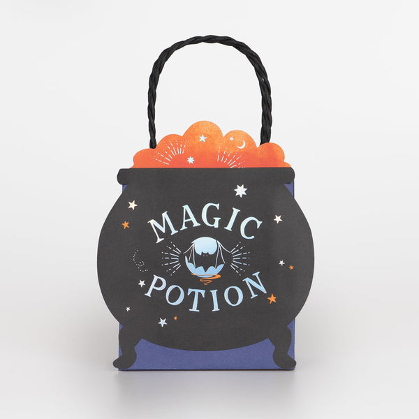 Making Magic Cauldron Party Bags (x 8)